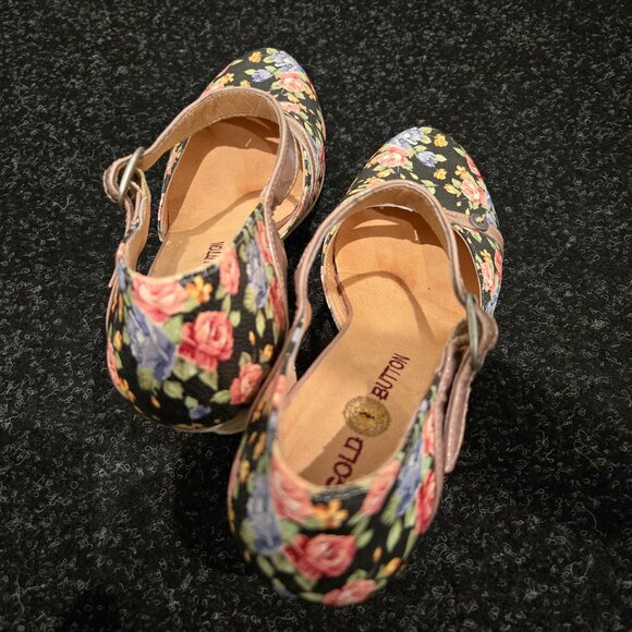 Gold Button Vintage Floral Print Leather Mary Janes - 38 - Picture 8 of 9